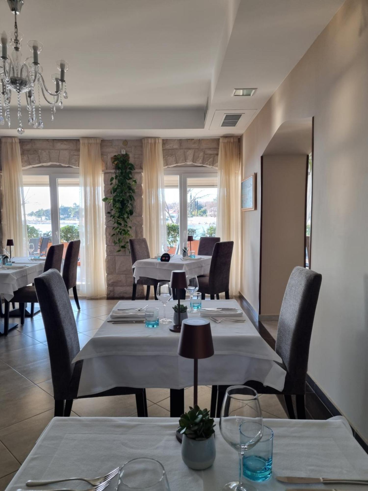 Zlatna Vala Hotel Umag